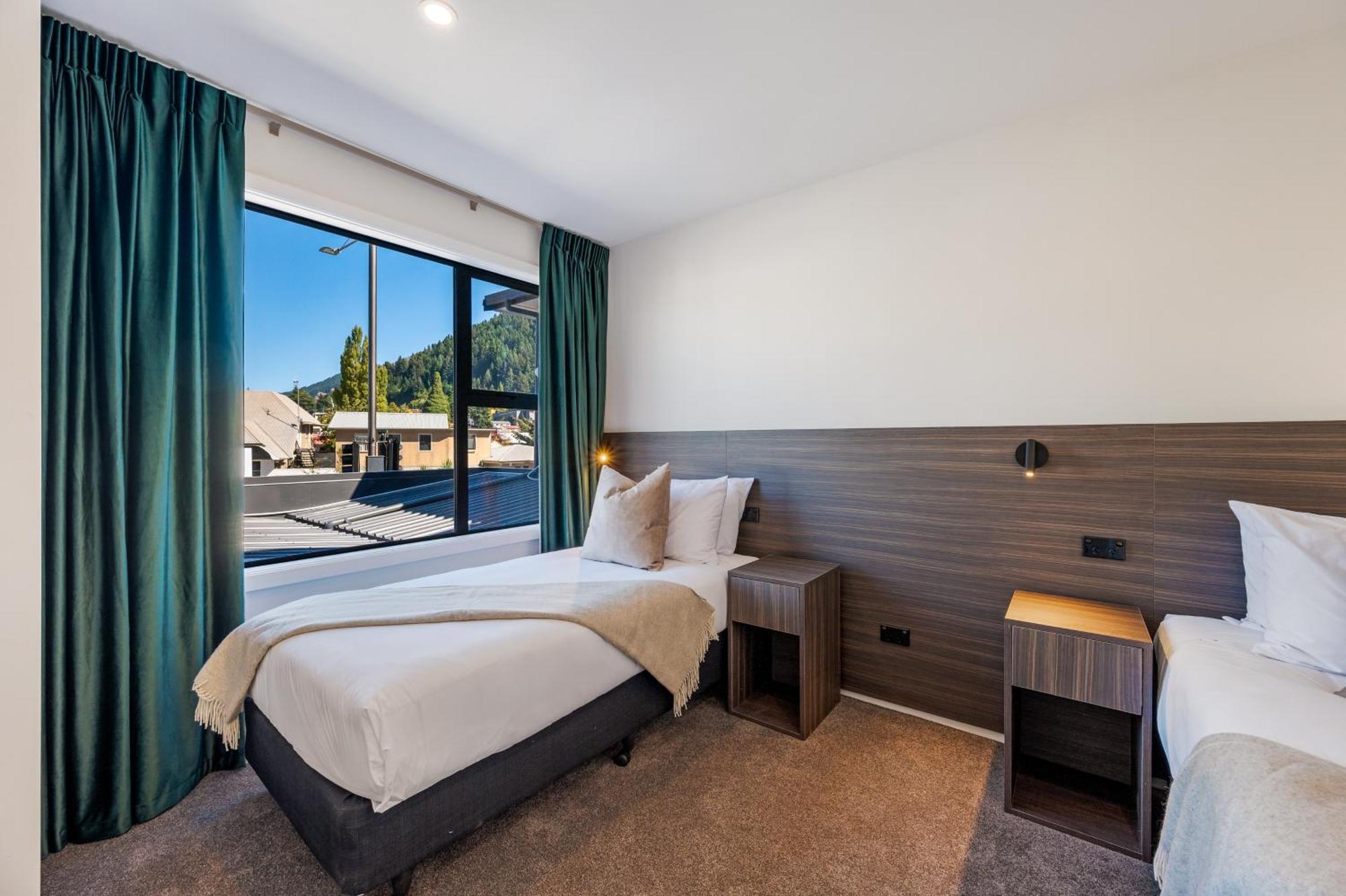 Luxe Suites & Apartments Queenstown Exterior photo
