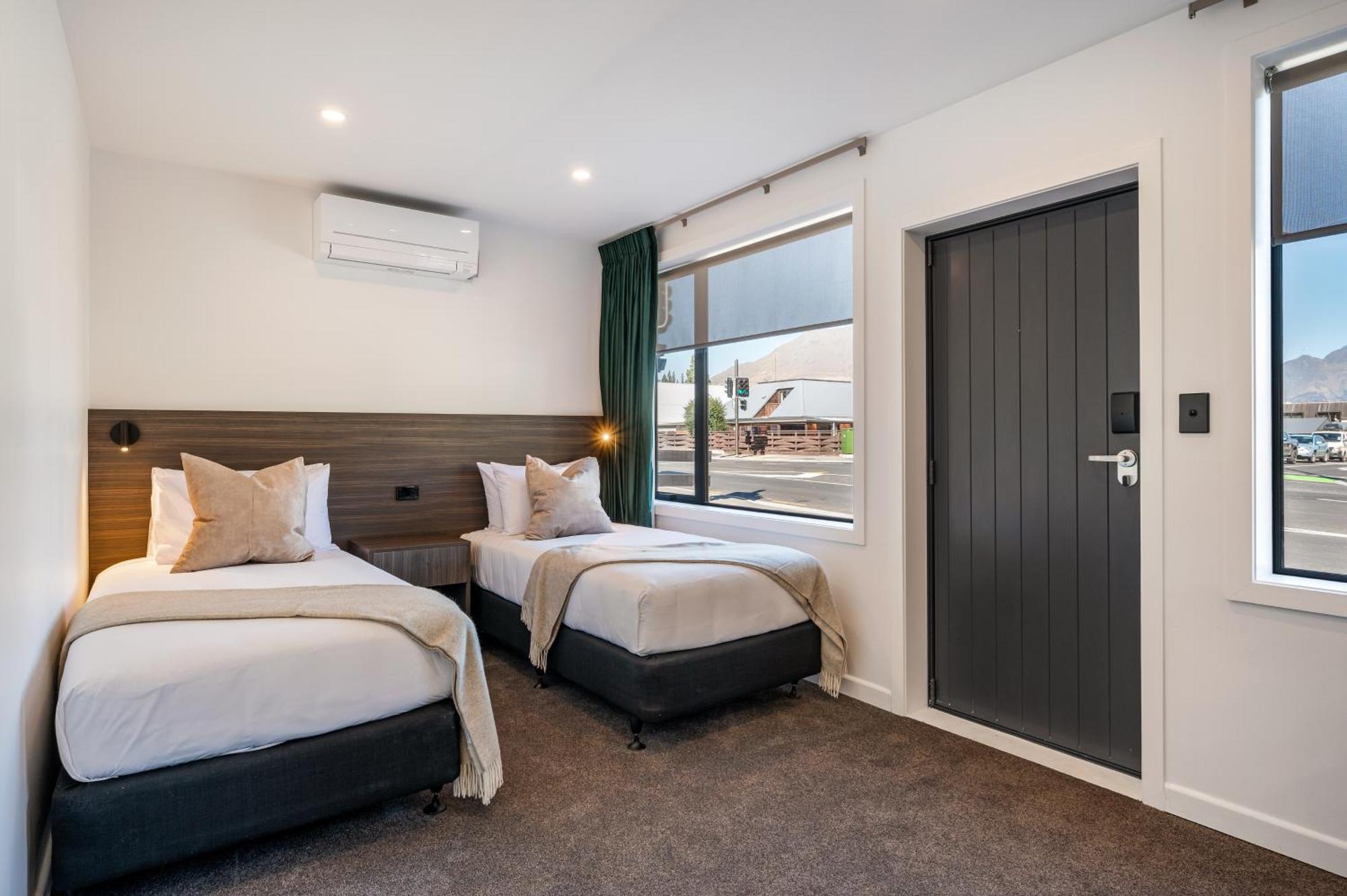 Luxe Suites & Apartments Queenstown Exterior photo