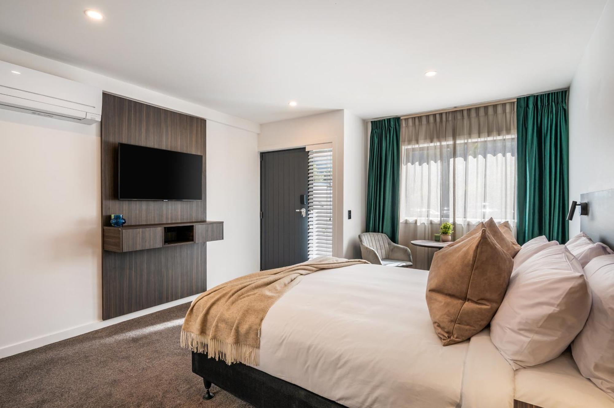 Luxe Suites & Apartments Queenstown Exterior photo