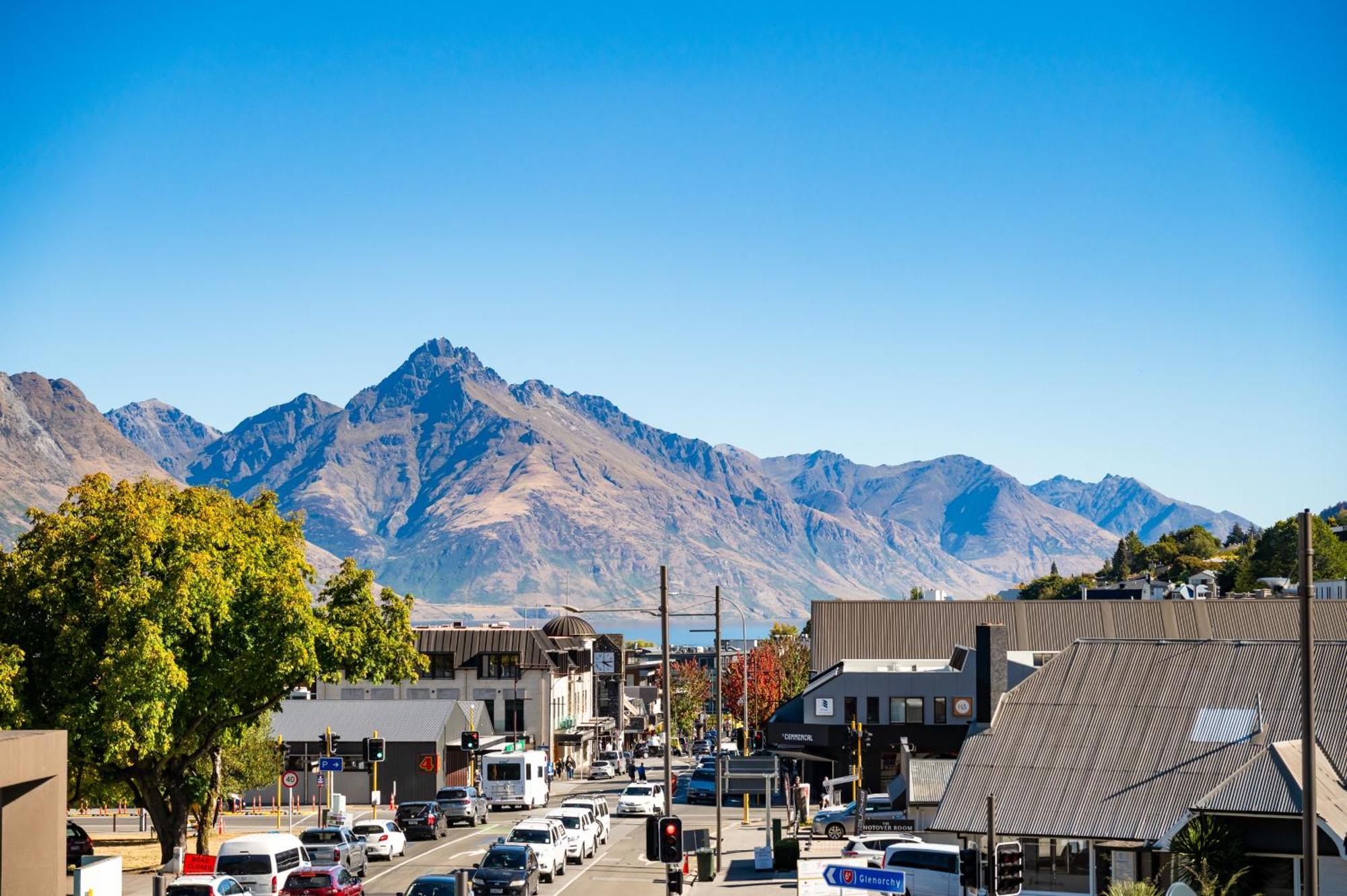 Luxe Suites & Apartments Queenstown Exterior photo